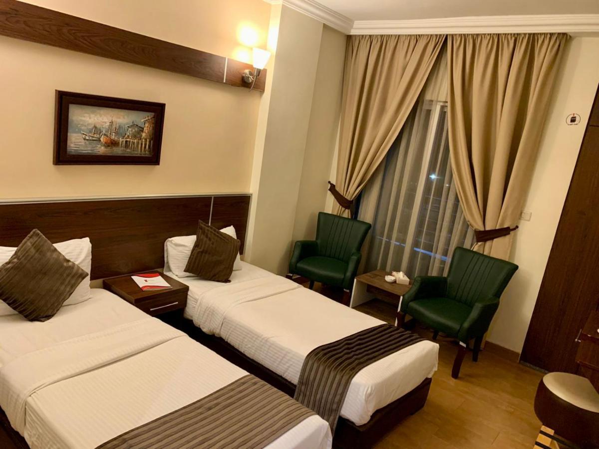 Ream Hotel Амман Экстерьер фото