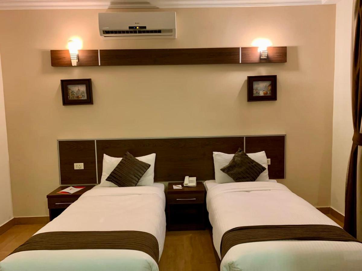 Ream Hotel Амман Экстерьер фото