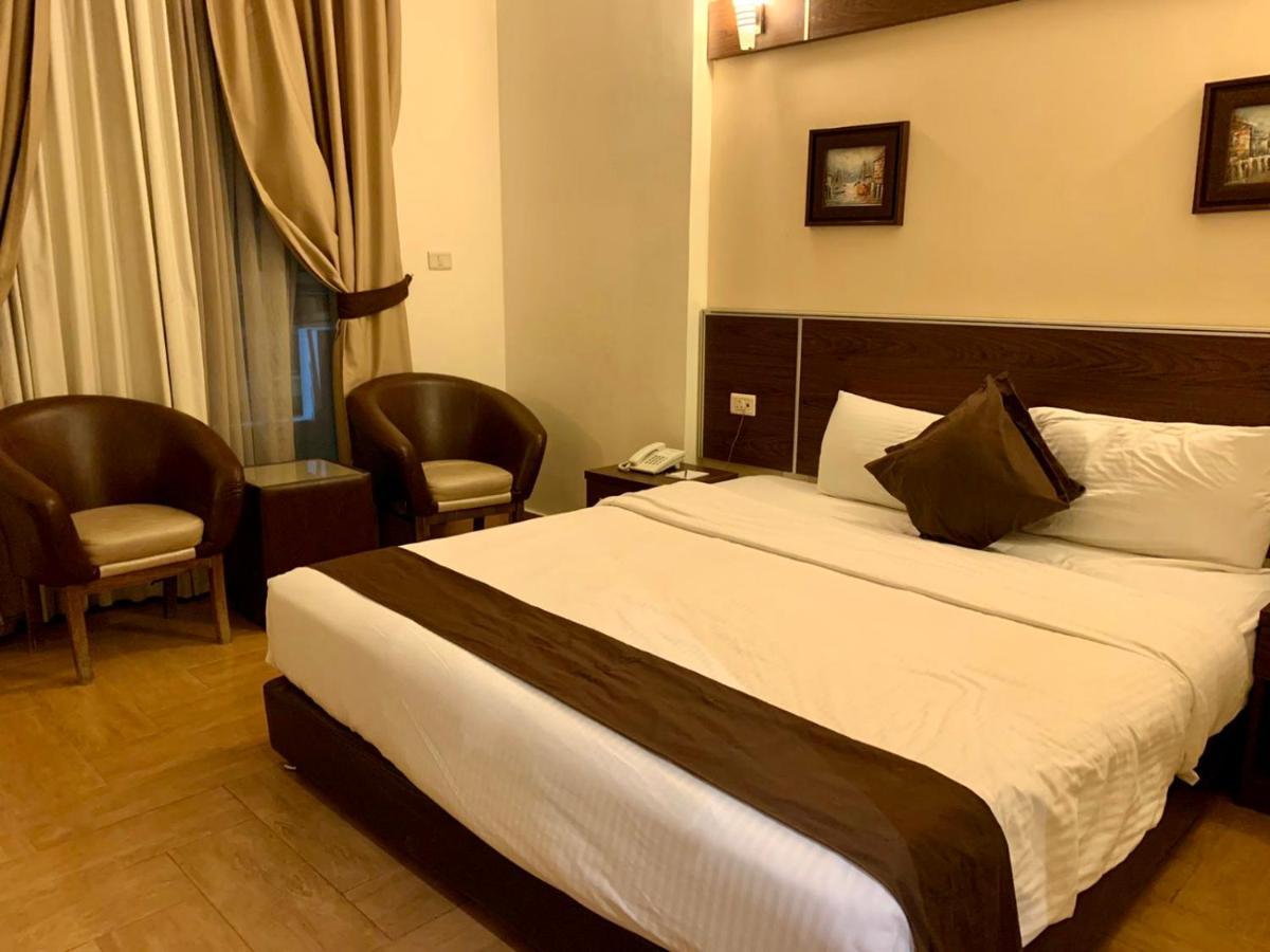 Ream Hotel Амман Экстерьер фото