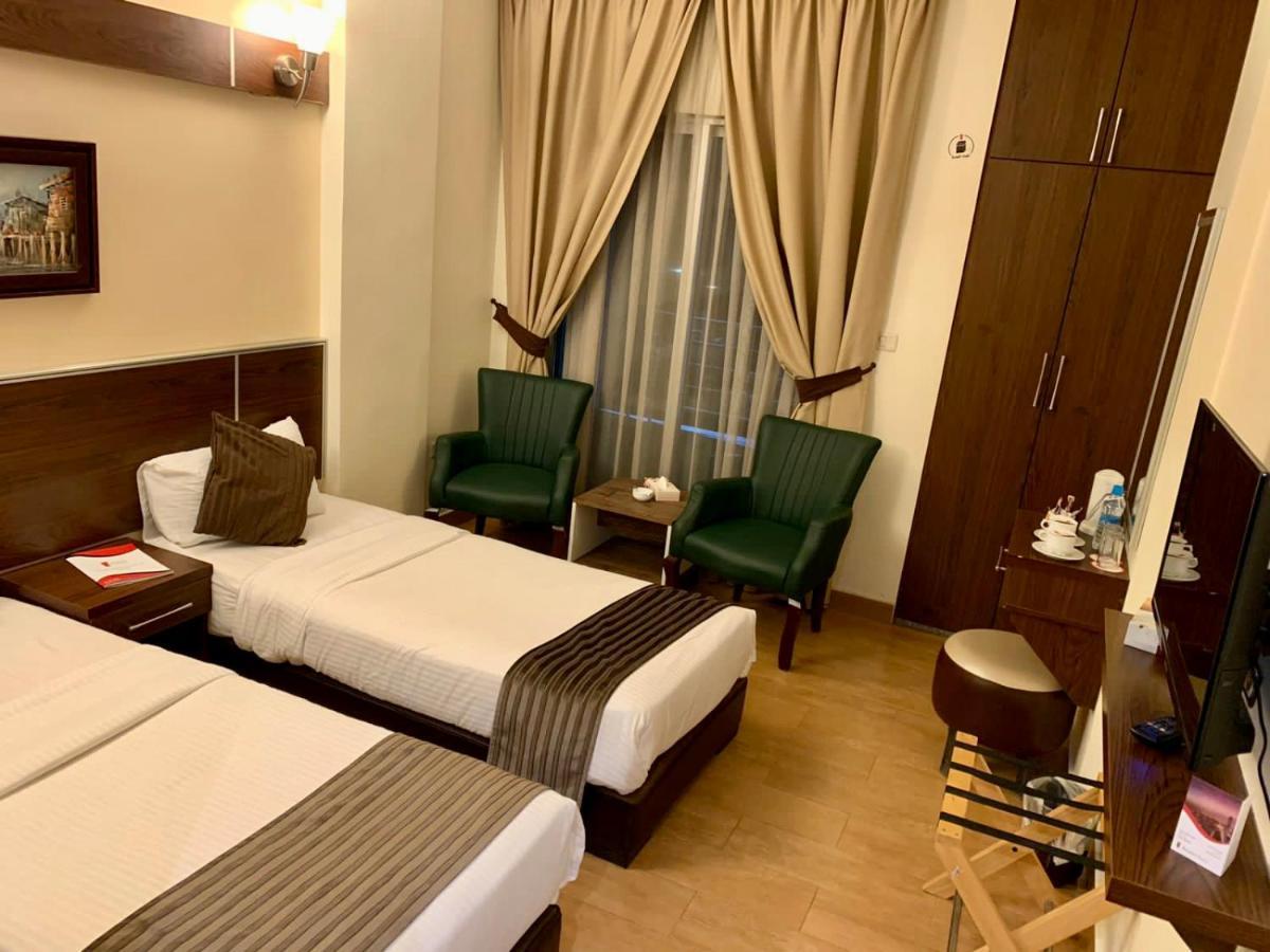 Ream Hotel Амман Экстерьер фото