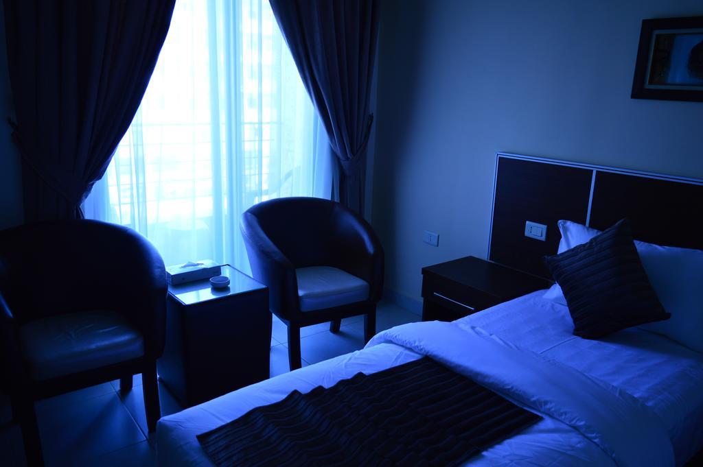 Ream Hotel Амман Номер фото