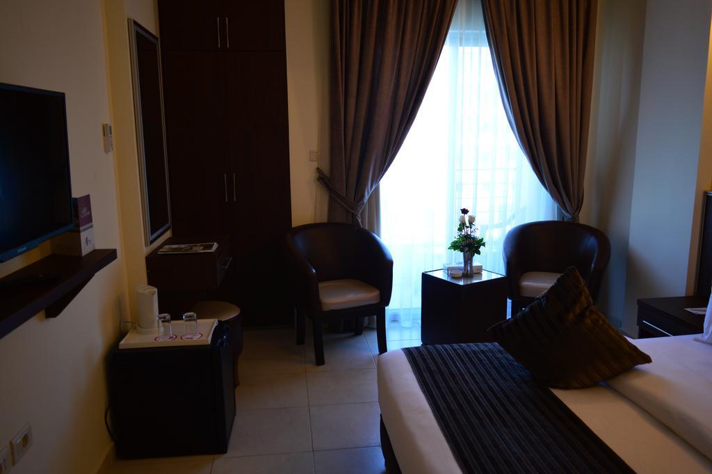 Ream Hotel Амман Номер фото