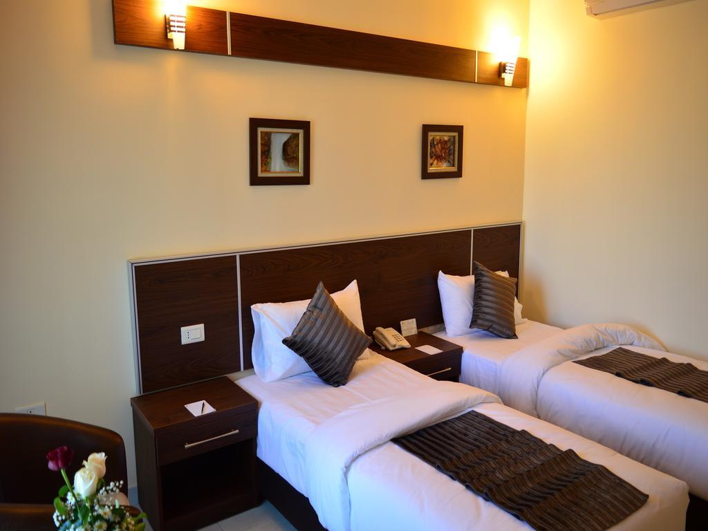 Ream Hotel Амман Экстерьер фото